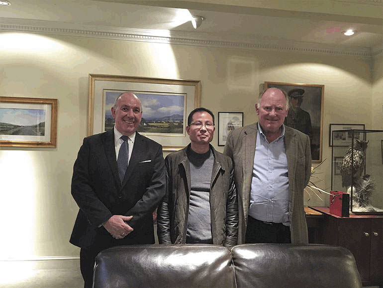 2014年，我司正式與英國SDMS公司簽署戰(zhàn)略合作協(xié)議，成為其在